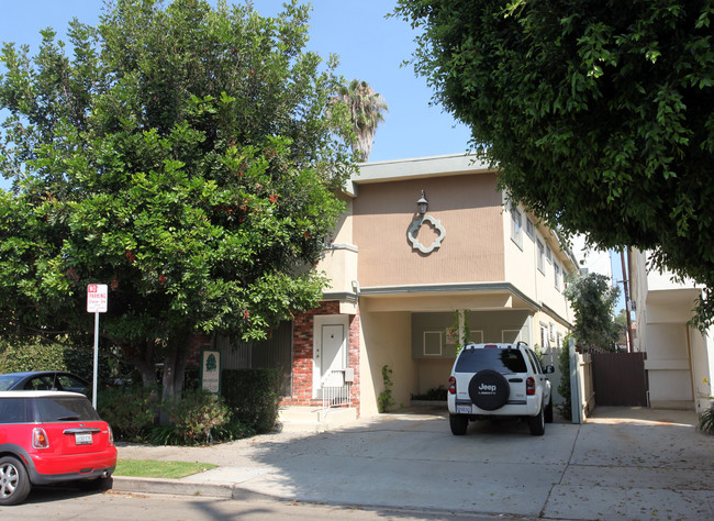 11975 Iowa Ave in Los Angeles, CA - Building Photo - Building Photo