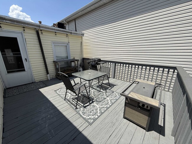 60 Carlton Ave in Jersey City, NJ - Building Photo - Building Photo