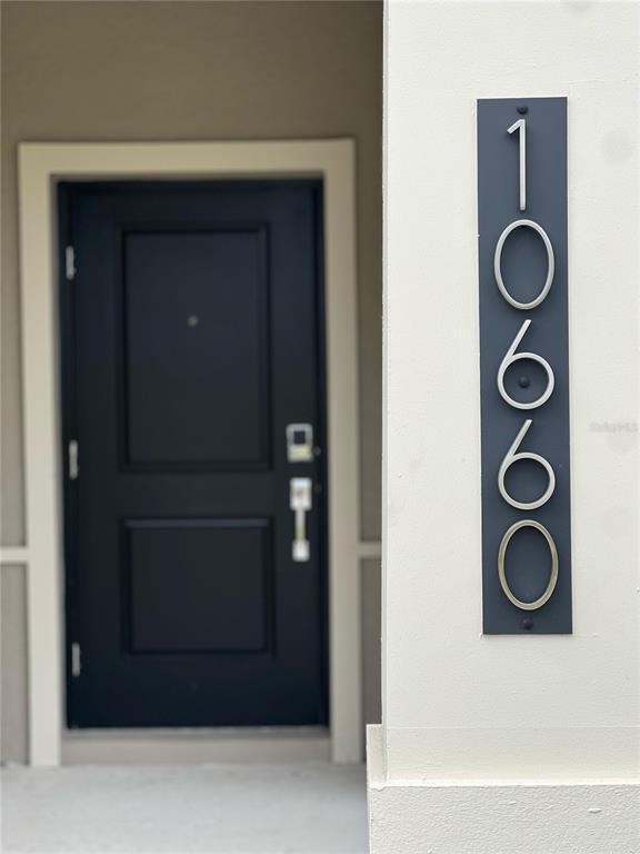 10660 Words Dr in Oakland, FL - Building Photo - Building Photo