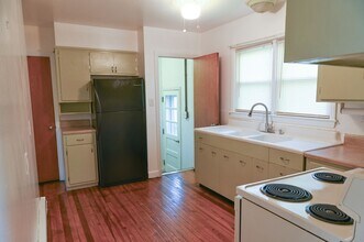 113 Fishburn St in Harrisburg, PA - Building Photo - Building Photo