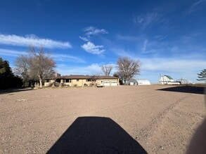 5463 Rd 107 in Dalton, NE - Building Photo - Building Photo