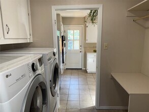 5401 Salem Hill Dr in Austin, TX - Building Photo - Building Photo