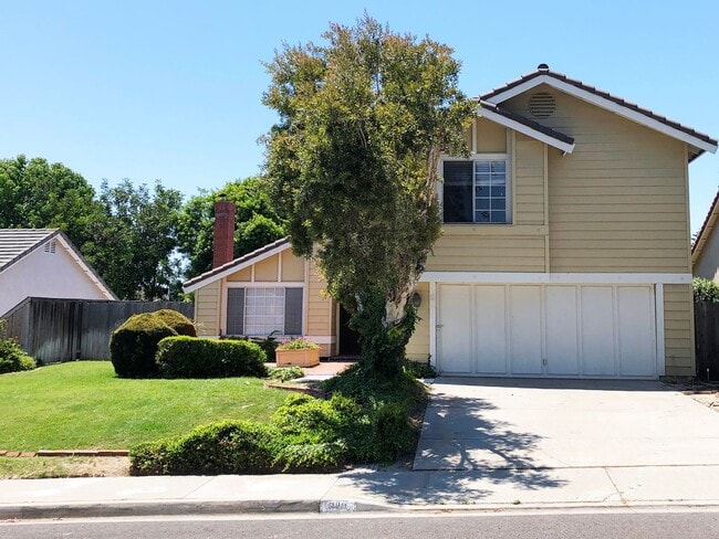 940 Glen Arbor Dr