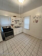 1143 River Rd in Troy, NY - Building Photo - Building Photo