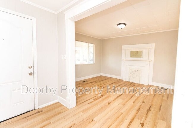 property at 1713 Carson Ave