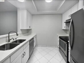 39965 Parada St in Newark, CA - Building Photo - Building Photo