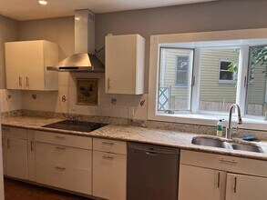 361 Alewife Brook Pkwy in Somerville, MA - Building Photo - Building Photo