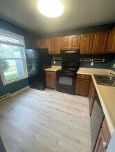 149 Ledgewood Cir in Burlington, VT - Building Photo - Building Photo