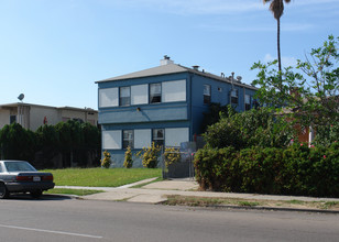 3578-3584 43rd St in San Diego, CA - Foto de edificio - Building Photo