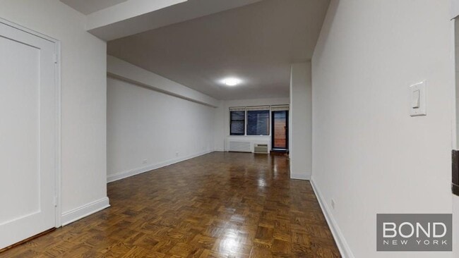 property at 20 Beekman Pl