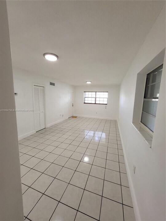 3026 SW 24th Ter in Miami, FL - Building Photo