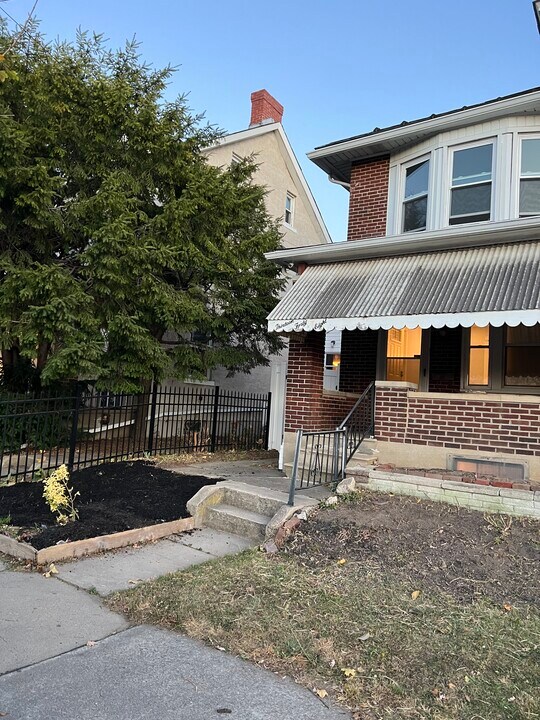 1348 Easton Ave in Bethlehem, PA - Building Photo