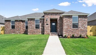 4856 W Aurora St in Fayetteville, AR - Building Photo