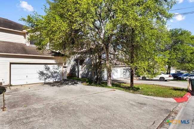 832 Sagewood Trail in San Marcos, TX - Building Photo - Building Photo