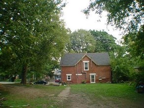 1534 Greenup St in Covington, KY - Building Photo - Building Photo