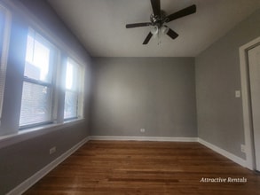 2916 W 64th St in Chicago, IL - Building Photo - Building Photo