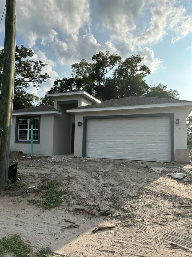 property at 710 S Thacker Ave