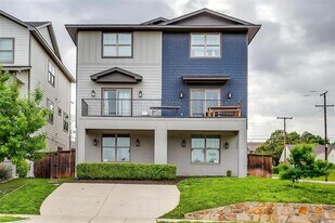 2539 McCart Ave in Fort Worth, TX - Building Photo