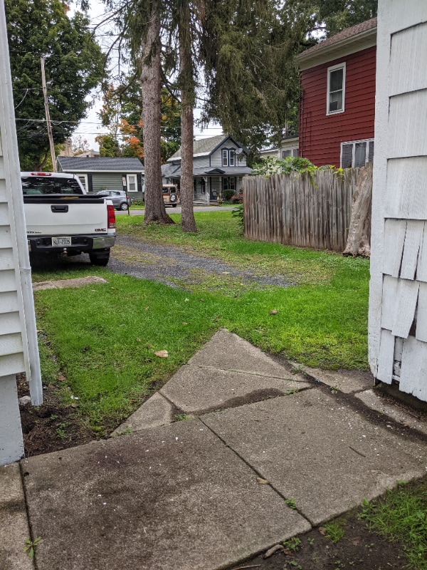 11 Downer St in Baldwinsville, NY - Building Photo - Building Photo
