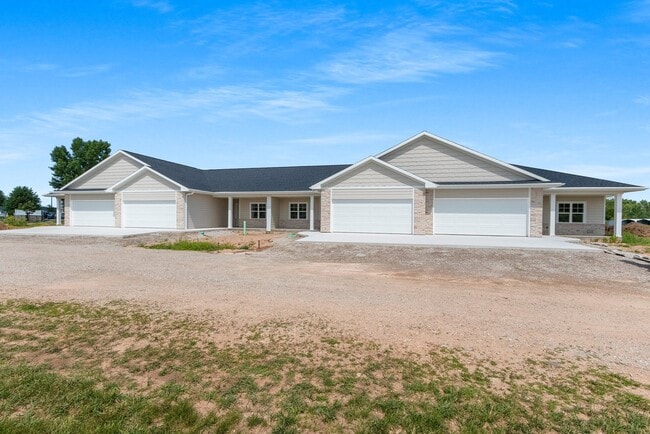 property at 2718 Saffron Pl