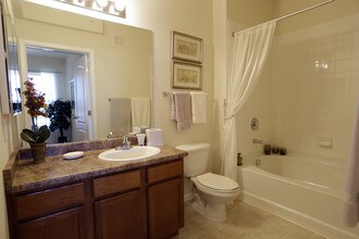 Villas at Park West in Pueblo, CO - Foto de edificio - Interior Photo