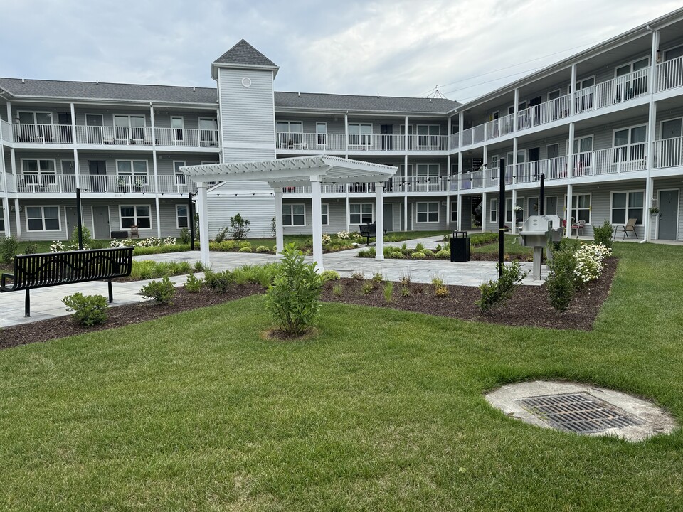 Starling Village - 55+ Community in Chesapeake, VA - Foto de edificio