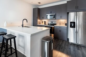 1100 Prism Pl, Unit 120-312 in Moon Township, PA - Building Photo - Building Photo