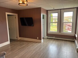 321 S Main St in Gallitzin, PA - Building Photo