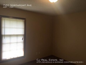 720 Northpoint Ave in Liberty, MO - Foto de edificio - Building Photo