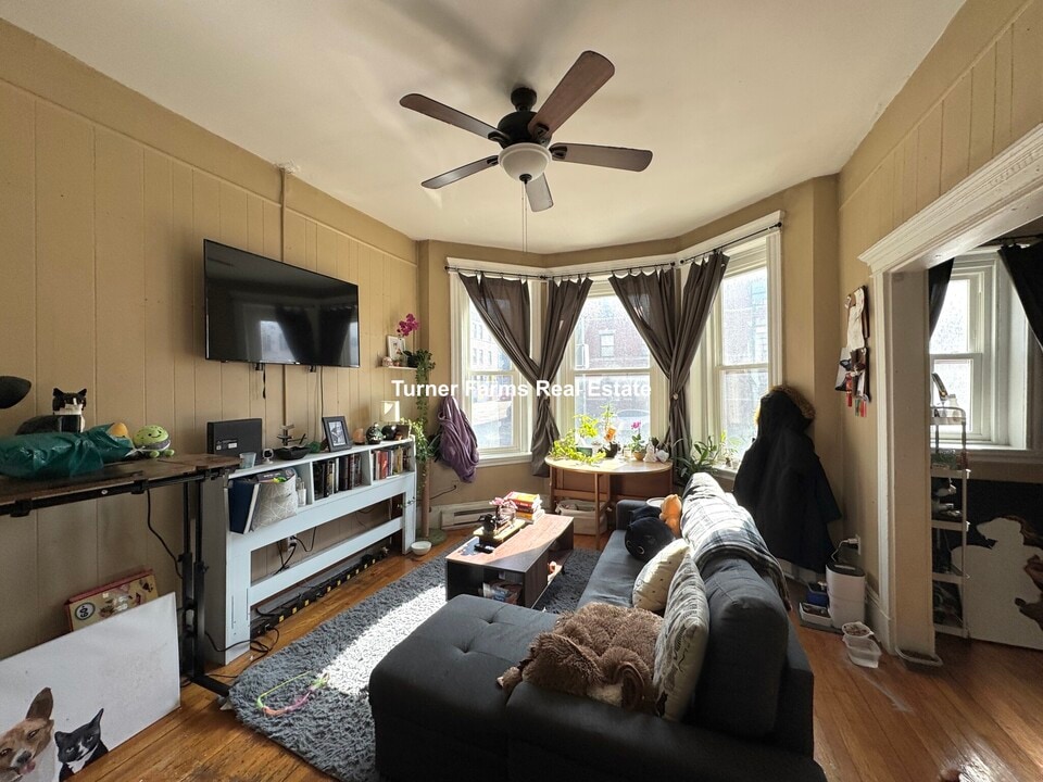 848 Huntington Ave, Unit 2 in Boston, MA - Foto de edificio