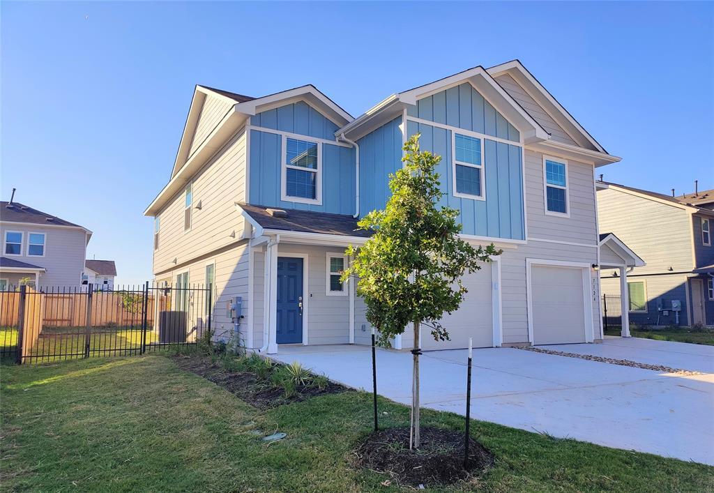 7128 Spotted Leaf Wy in Austin, TX - Foto de edificio