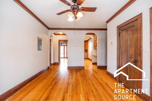 4305 N Richmond St, Unit 2N