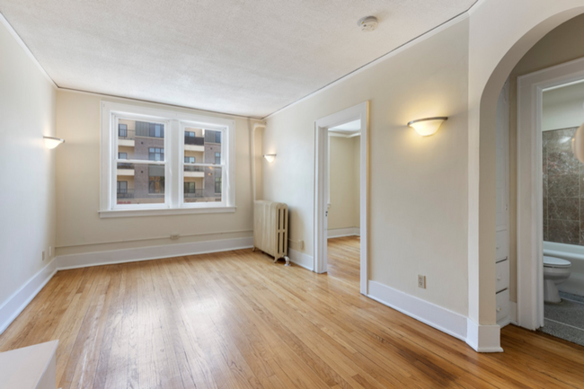 property at 2011 E Michigan Ave