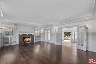 344 S Kingsley Dr in Los Angeles, CA - Building Photo - Building Photo
