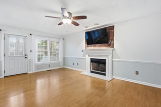 149 Morganton Ct in Cameron, NC - Foto de edificio - Building Photo