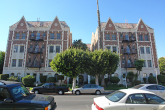 Cornell Apartments in Los Angeles, CA - Building Photo - Building Photo