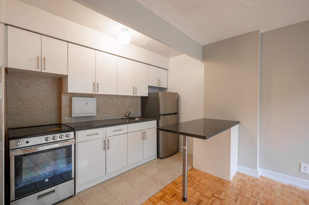 700 & 730 Ontario Street Apartments in Toronto, ON - Building Photo