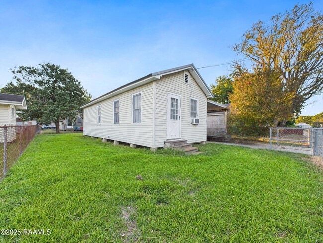 505 W Dale St in New Iberia, LA - Building Photo - Building Photo