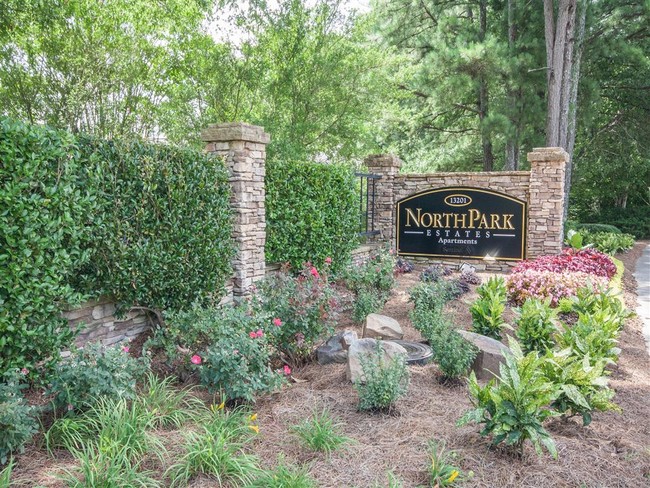 North Park Estates in Alpharetta, GA - Foto de edificio - Building Photo