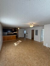 924 Pecan St in Seguin, TX - Building Photo - Building Photo