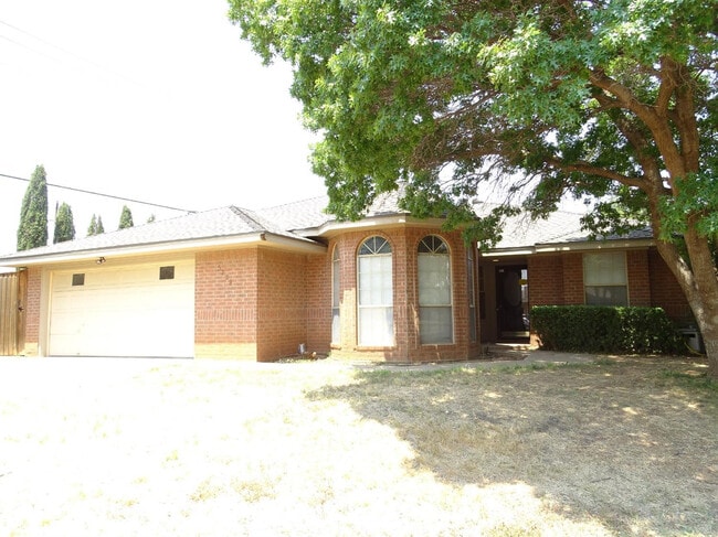 property at 5738 94th St