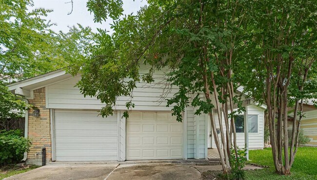 property at 2907 Waypark Dr