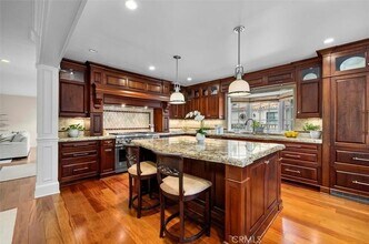 1760 9th St in Manhattan Beach, CA - Building Photo - Building Photo