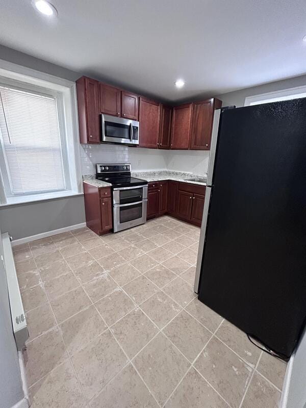 1221 Lindley Ave in Philadelphia, PA - Building Photo - Building Photo