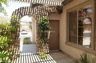 8315 Cupertino Heights Way in Las Vegas, NV - Building Photo - Building Photo