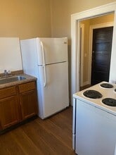 102 E Gogebic St in Ironwood, MI - Building Photo - Building Photo