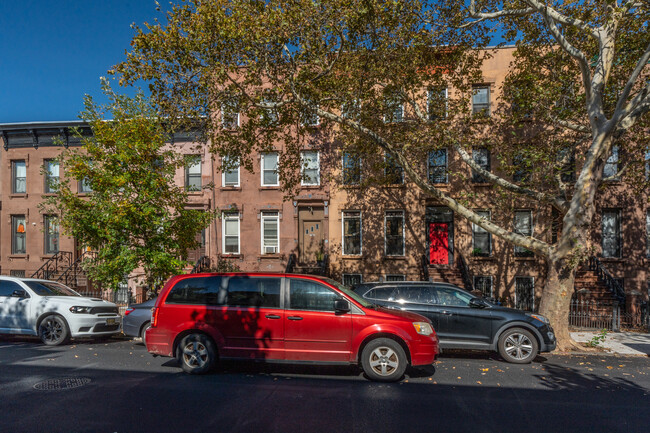 783 Quincy St in Brooklyn, NY - Foto de edificio - Building Photo