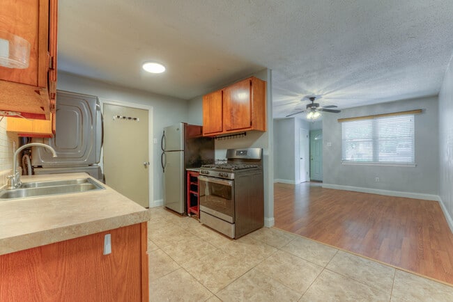 property at 779-781 Metcalf Pl