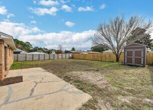 505 Cypress St in Mary Esther, FL - Building Photo - Building Photo