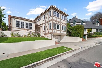 10309 La Grange Ave in Los Angeles, CA - Building Photo - Building Photo